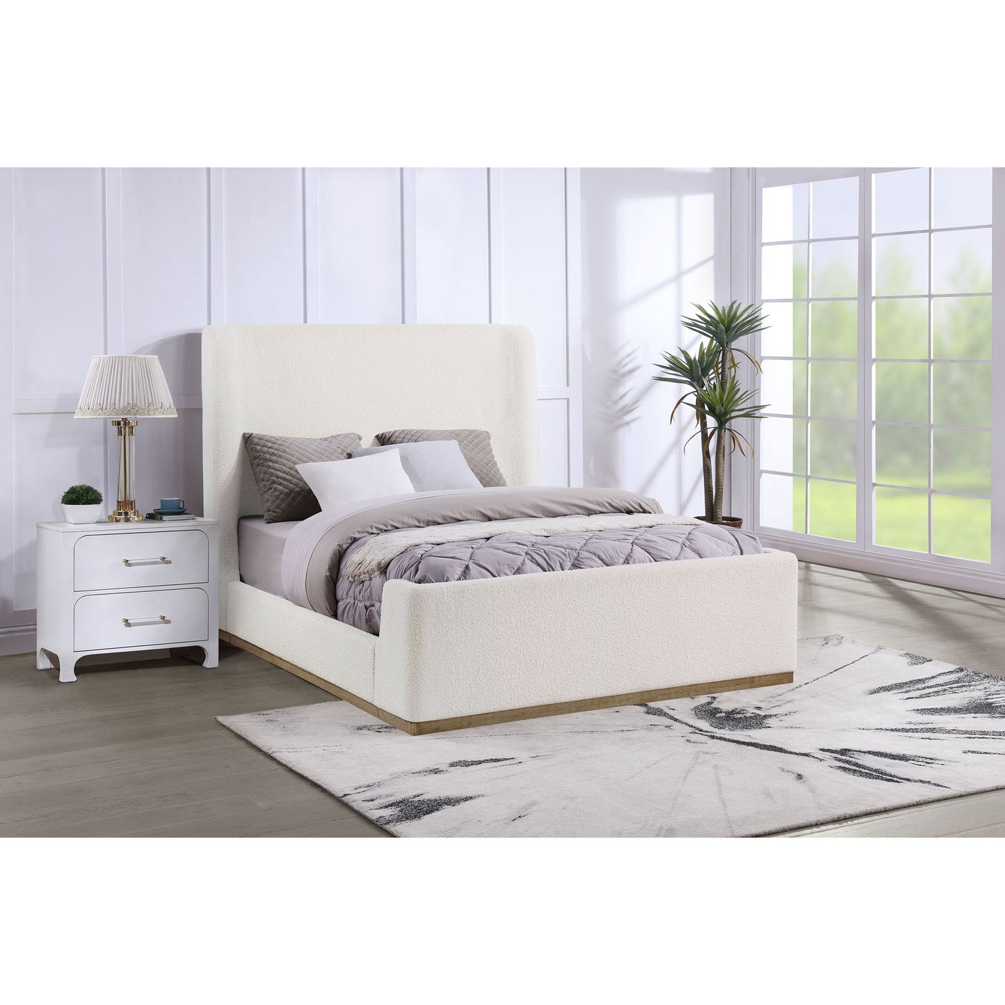 Vindra - Queen Sleigh Bed - Cream