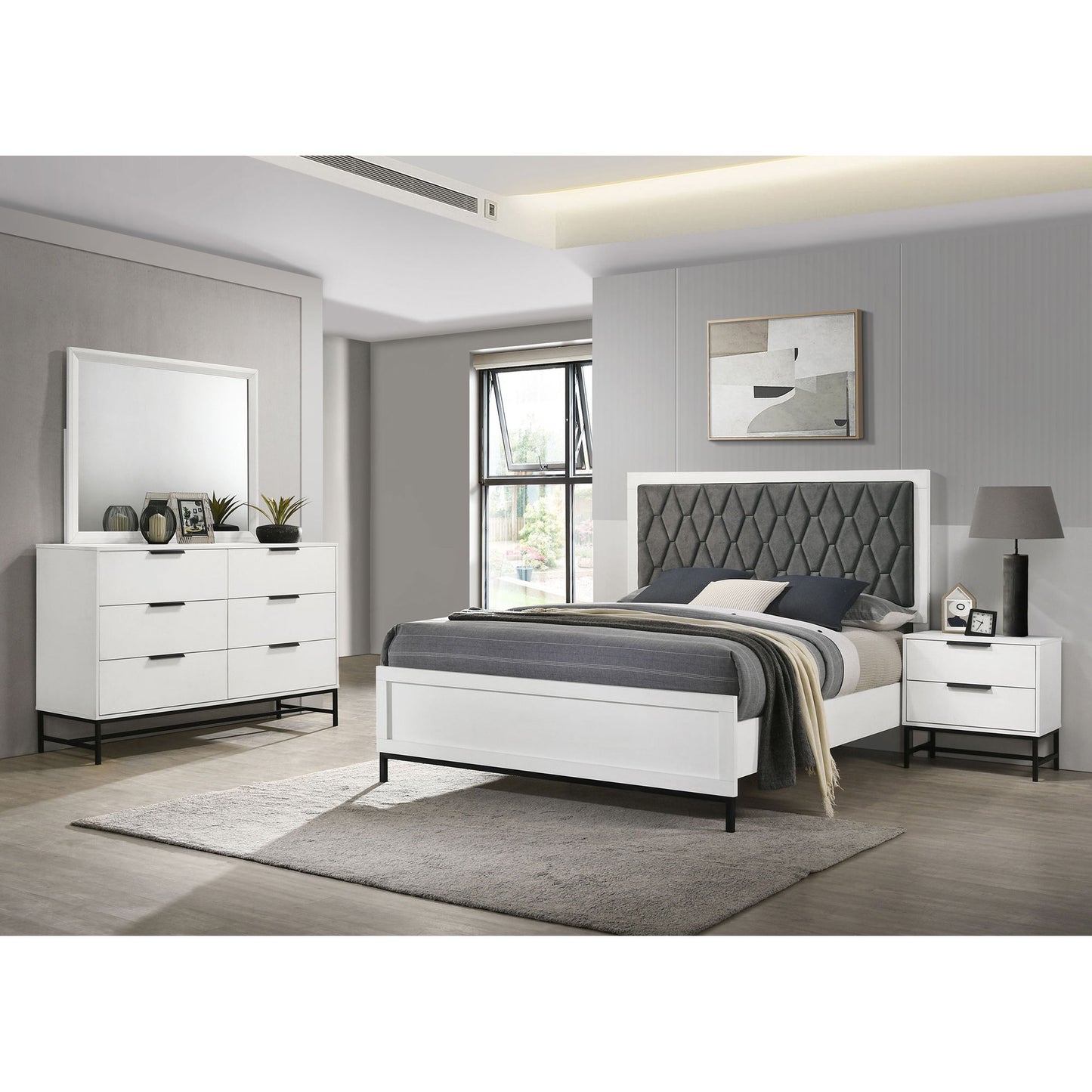 Taraval - 4 Piece Queen Bedroom Set - White