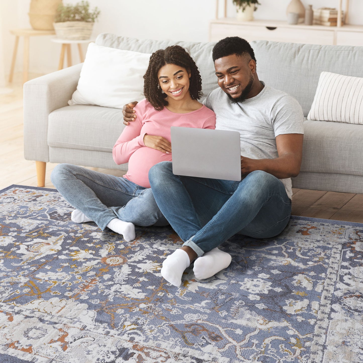 Payas - 2' X 3' Traditional Area Rug - Blue