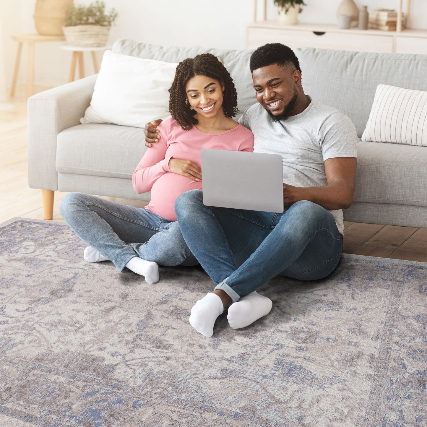 Payas - 6' X 9' Traditional Area Rug - Brown / Beige