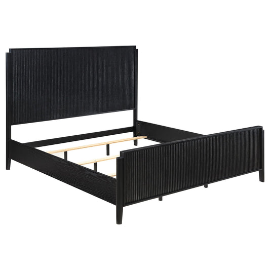 Mason - Queen Size Panel Bed - Black