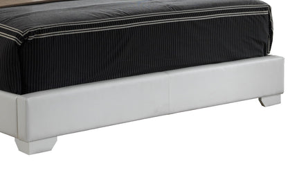 Elegant Platform Bed For Relaxed Spaces